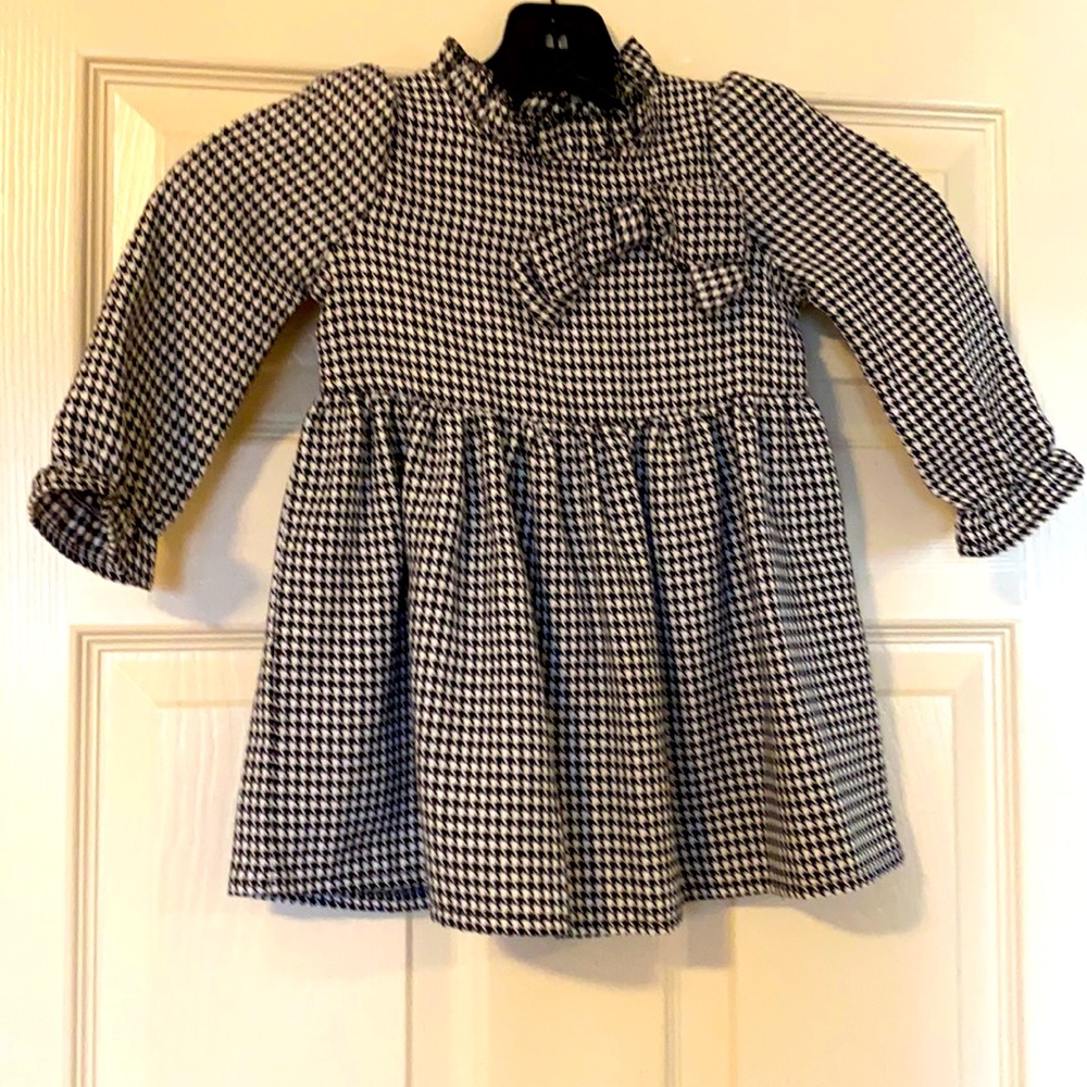 Black and white dress 12-18 month